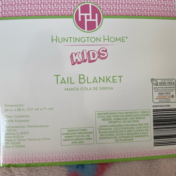 NWT Huntington Home Kids Tail Blanket. Unicorn Print 54”X 28”. 100% Poly… - Picture 5 of 6